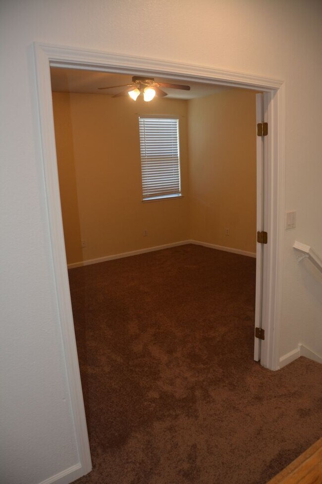 Building Photo - 1019 Cape May Dr