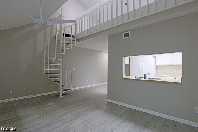 Building Photo - 8805 Lateen Ln
