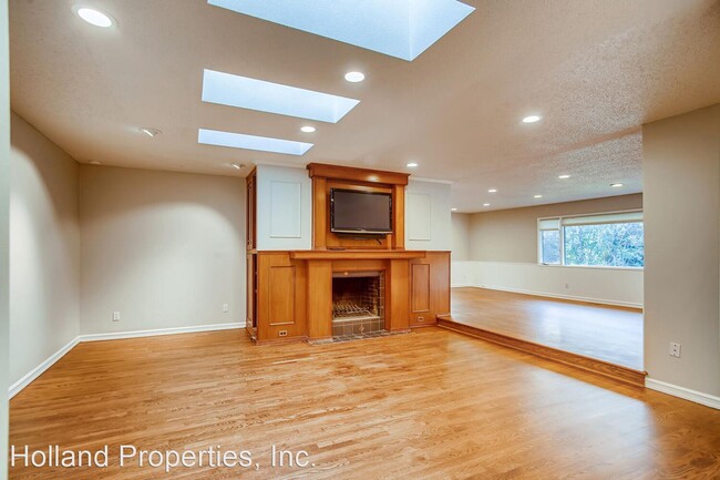 Building Photo - 14910 NW Northumbria Ln