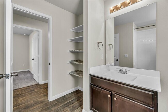 Building Photo - 200 Sandhill Piper St