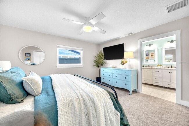 Building Photo - 1015 Spindle Palm Way