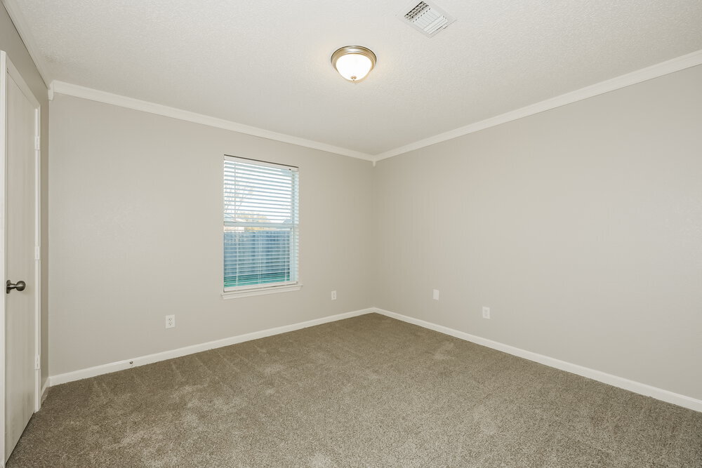 Building Photo - 807 Ponselle Dr