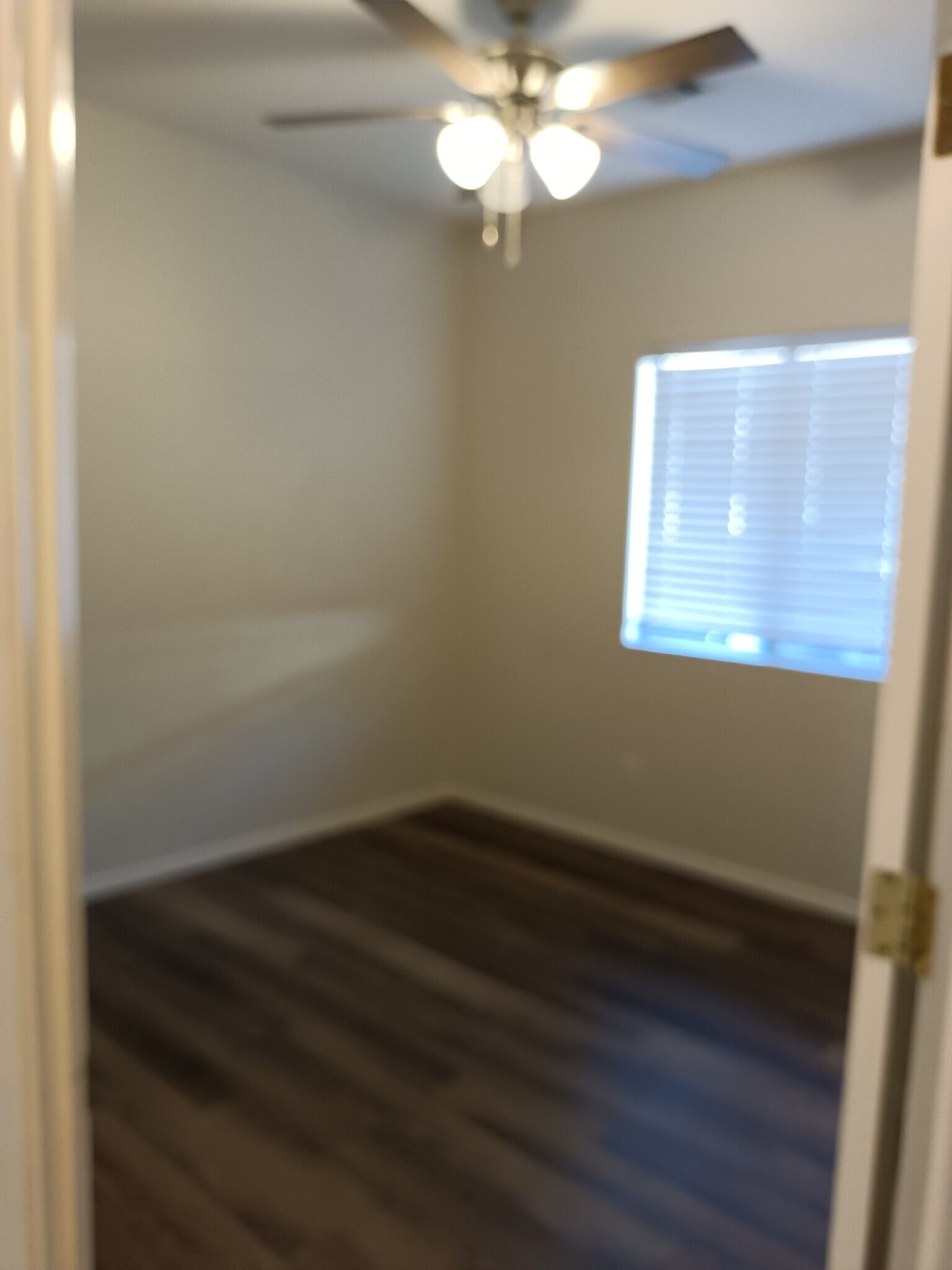 Bedroom 2 - 14634 W Ventura St