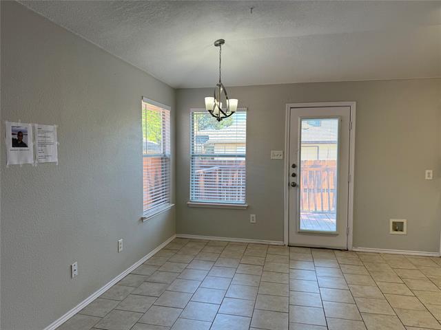 Building Photo - 10239 Blackjack Oaks Dr