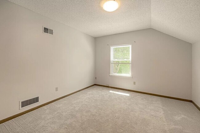 Building Photo - 10636 W 115th St