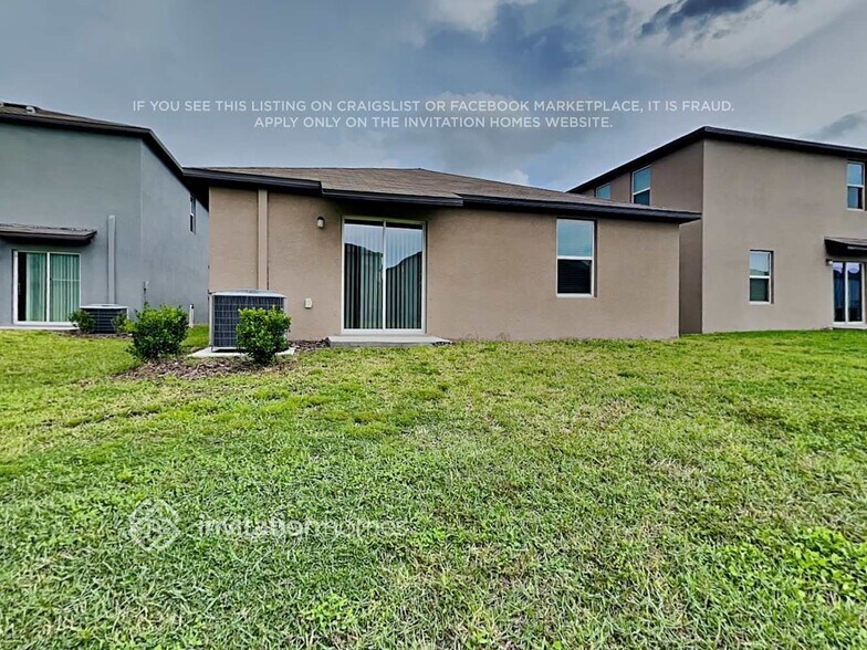 Building Photo - 2246 Treesdale Ave