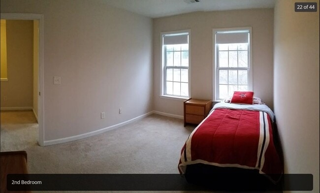 Building Photo - Spectacular Lake View Townhome in Alpharetta – 3 Bedrooms + Office | Available July 1, 2026