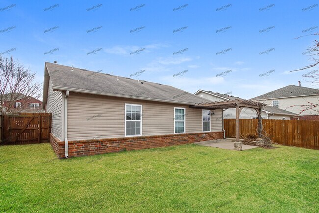 Building Photo - 4669 E 148th St S