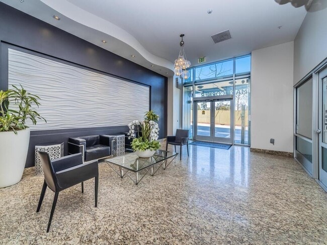 Lobby - 1080 Park Blvd