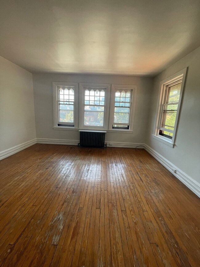 Building Photo - 4613 Spruce St