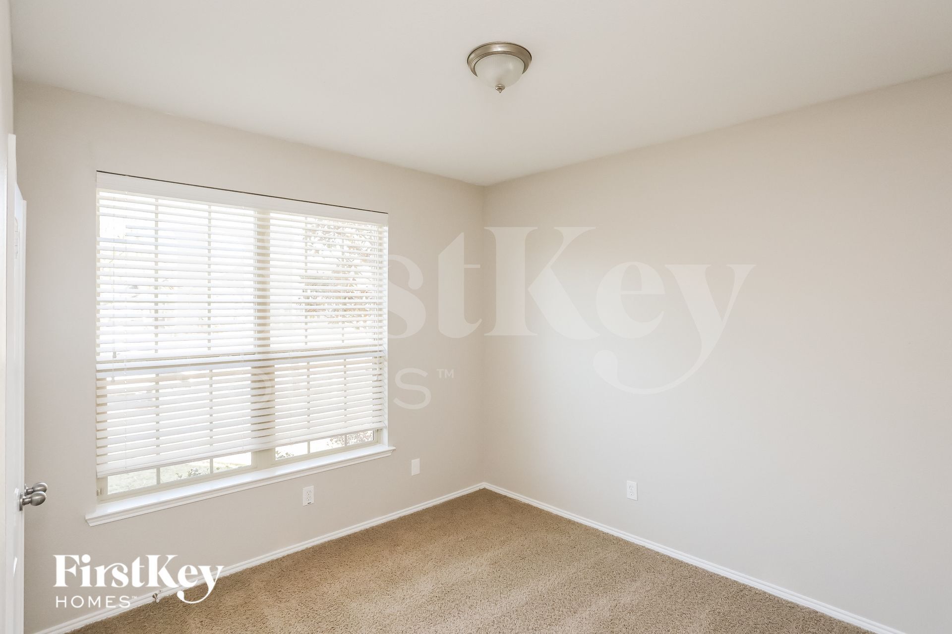 Building Photo - 108 Arabian Rd