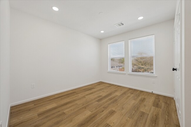 Building Photo - 9913 Porto Rico Rd