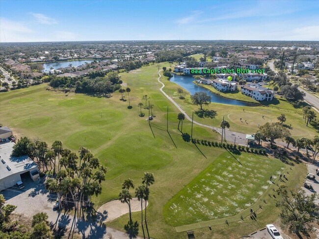 Building Photo - 822 Capri Isles Blvd