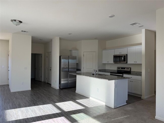 Building Photo - 14209 George Mason Ave