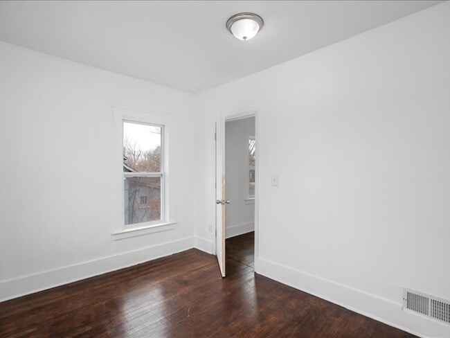 Building Photo - 8957 Otsego St