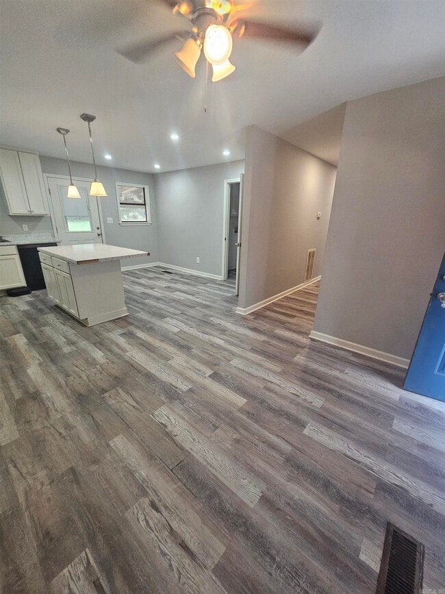 Building Photo - 14807 Sweet Gum Dr