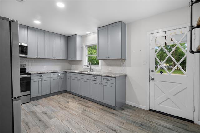 Building Photo - 920 N Virginia St