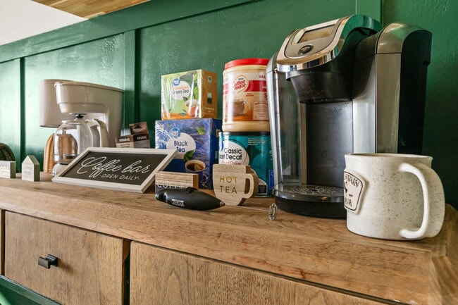 Building Photo - 5551 Churchward St