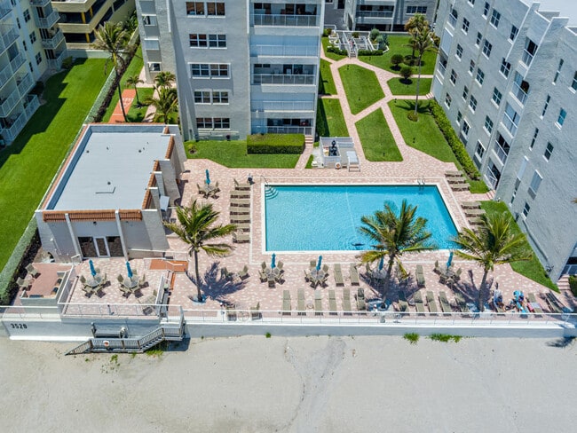Building Photo - 3520 S Ocean Blvd