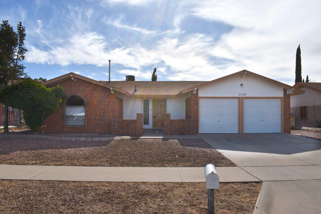 Building Photo - 11234 Red Hawk Ln