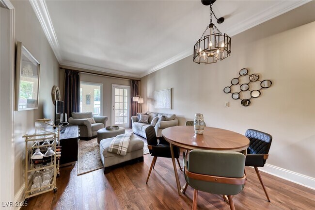 Building Photo - 30 Strada Di Villaggio