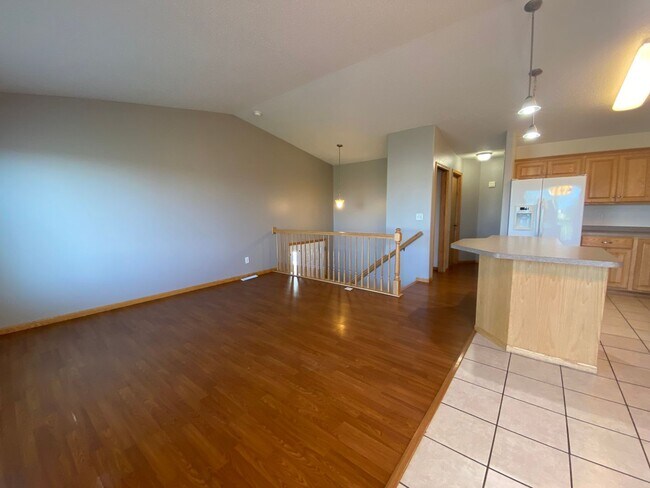 Building Photo - 1119 39th Ave S