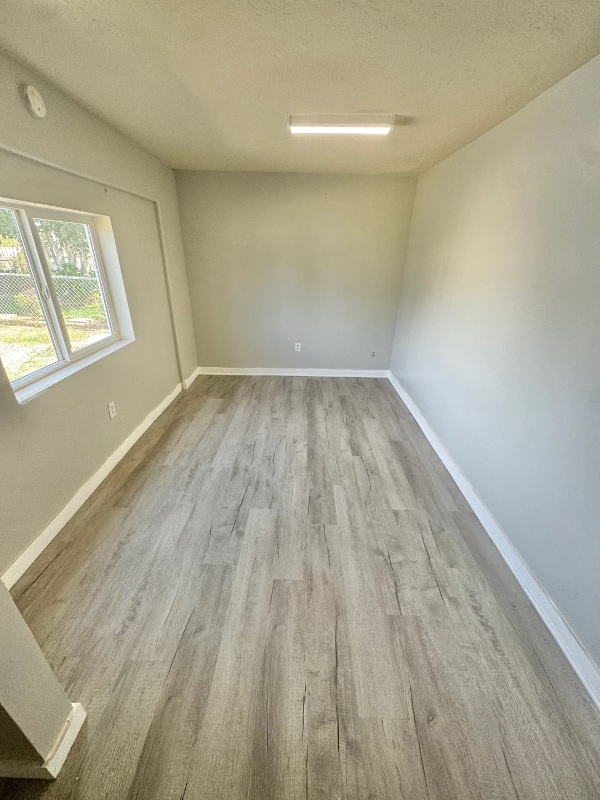 Building Photo - 2828 E 15th St