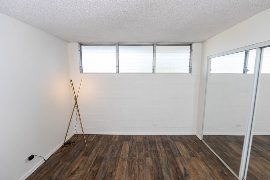 Bedroom - 1941 CHURCH Ln