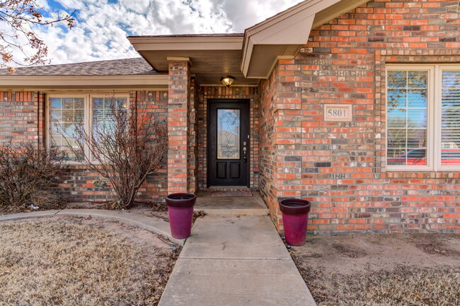 Building Photo - Gorgeous Home in Cooper District!!