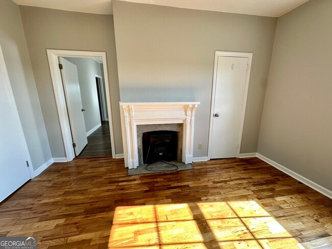 Building Photo - 1013 Walke Dairy Rd