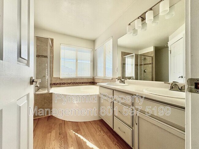 Building Photo - 1747 W 8300 S