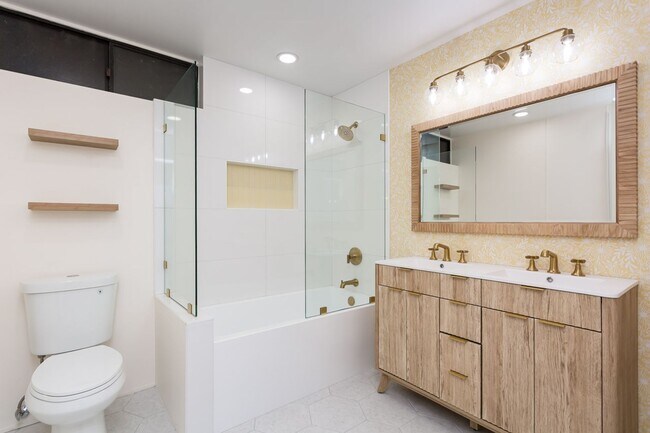 Building Photo - Renovated Post-Modern with Sweeping Canyon Views