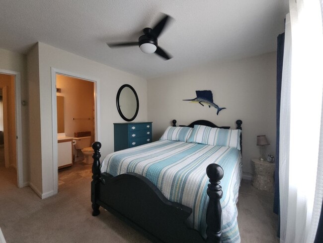 Building Photo - Welcome to our charming townhouse in Pelle...