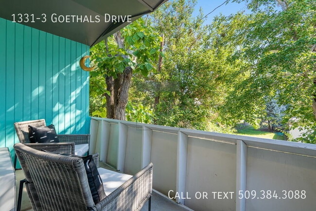 Building Photo - 1331 Goethals Dr