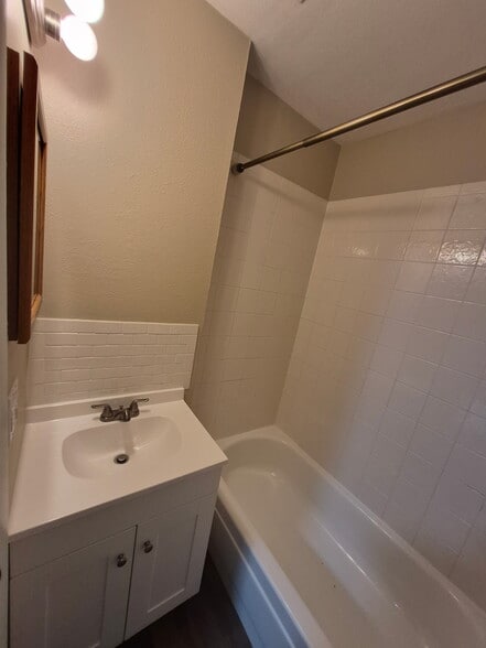 Building Photo - 3005 E Fountain Blvd