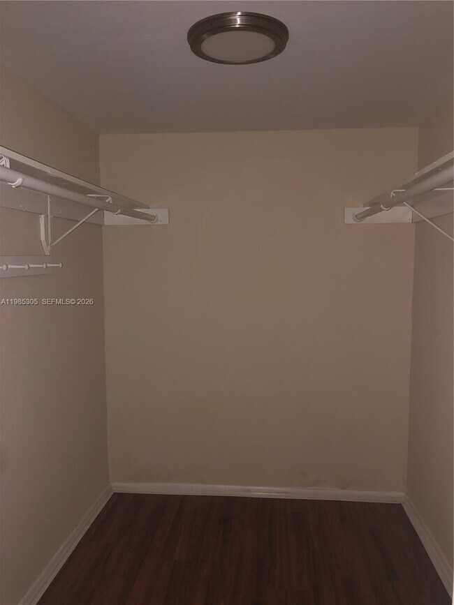 Building Photo - 9467 SW 76th St