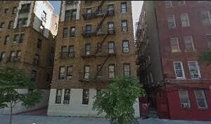 Building Photo - 585 W 204th St