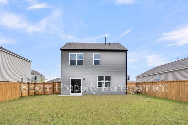 Building Photo - 803 Lilyford Ln