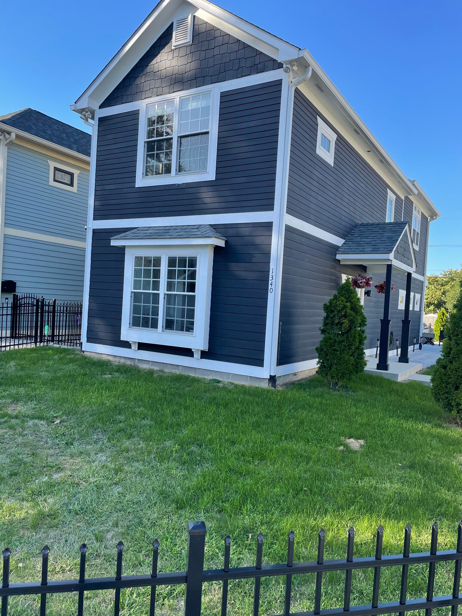 Building Photo - 1340 Hoyt Ave