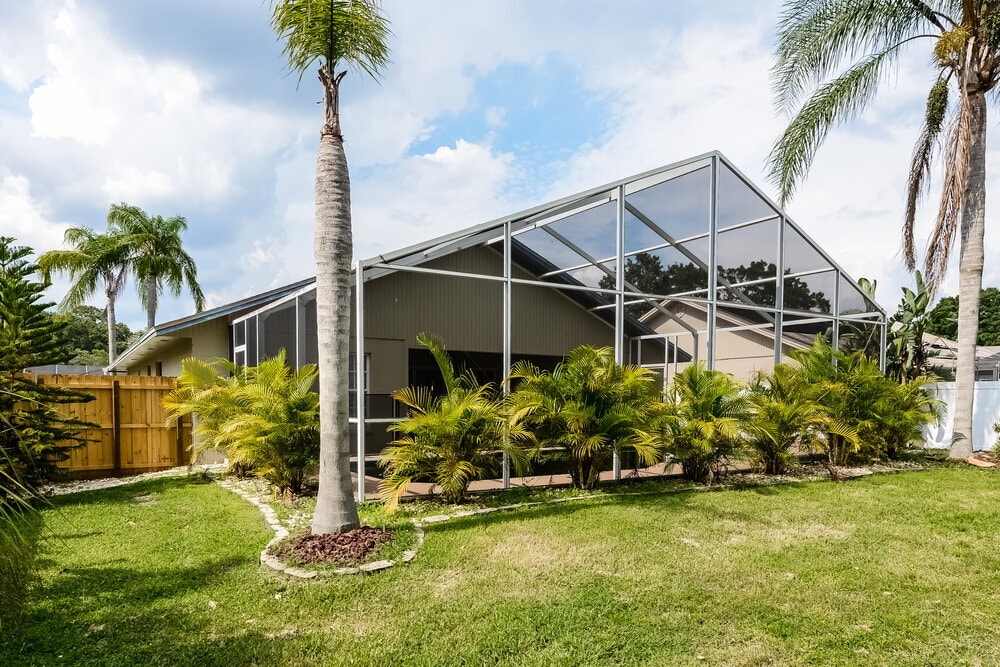 Building Photo - 619 Butternut Pl