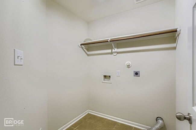 Building Photo - 17406 Marl Way