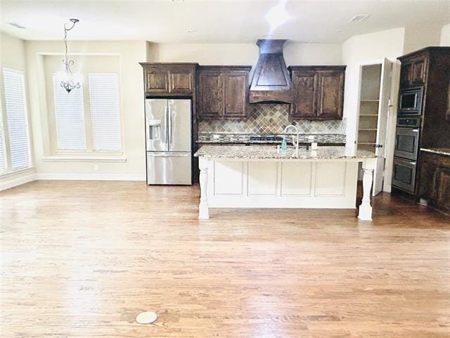 Building Photo - 1521 Snowberry Dr