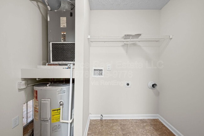 Building Photo - 5304 Fairington Club Dr