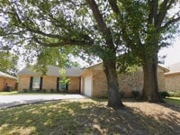 Building Photo - 1338 Leadenhall Cir