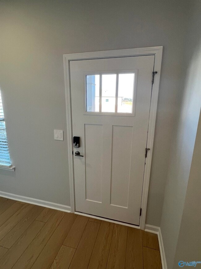 Building Photo - 184 Little Britain St