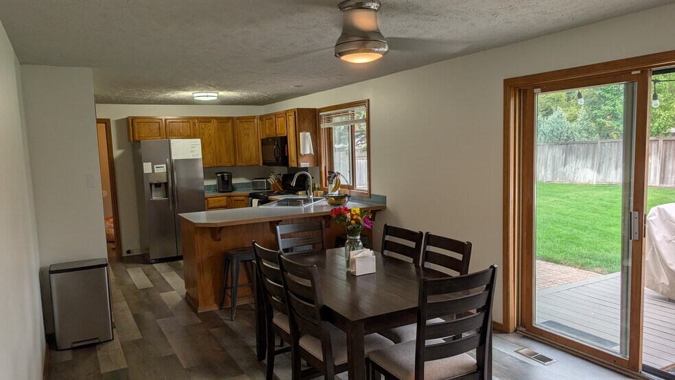 Building Photo - 5717 S Ferrall St