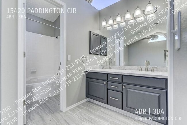 Building Photo - 15420 Paddington Cir