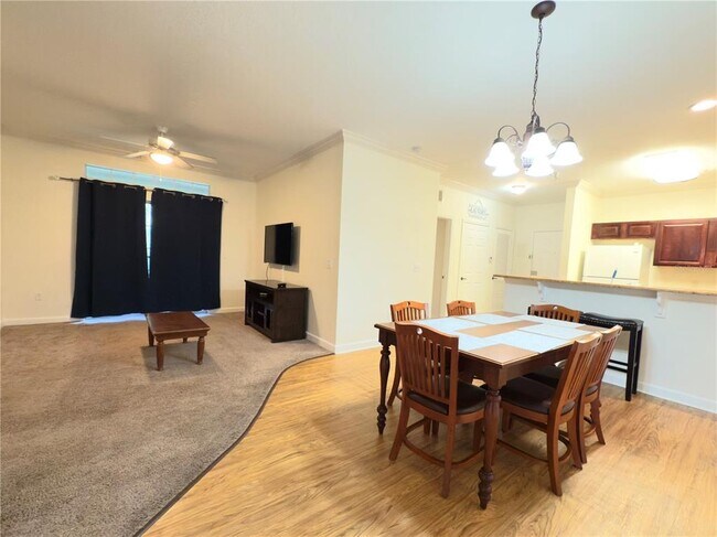 Building Photo - 1370 Tuscana Ln