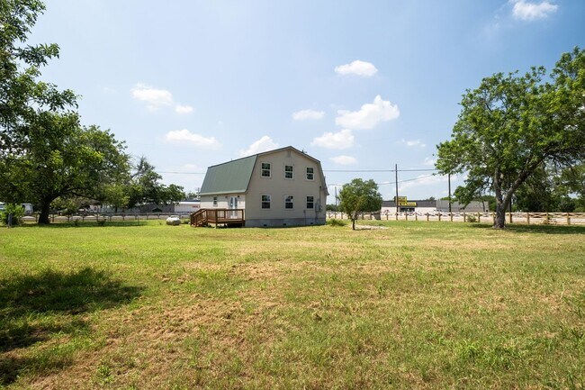 Building Photo - Your Dream Farmhouse Awaits in Elroy
