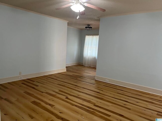 Building Photo - 605 North St E